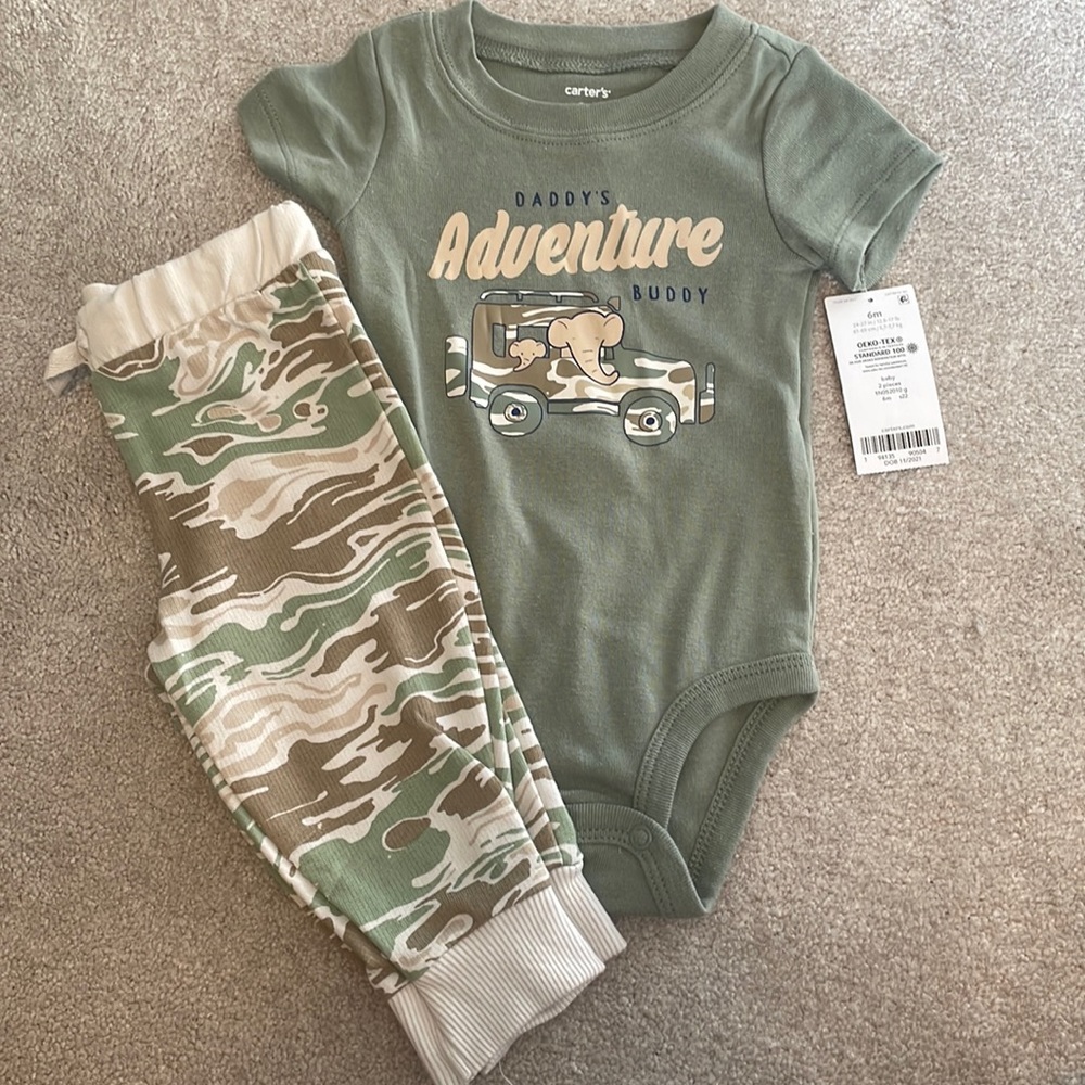 BNWT carters outfit